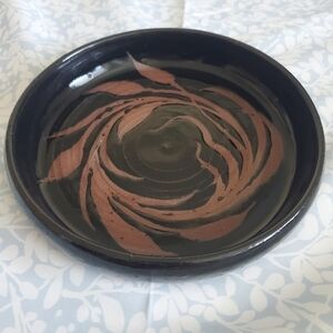 Pottery Leaves Pattern‎ Red Clay black Glazed Dish 6 1/2" Diameter.